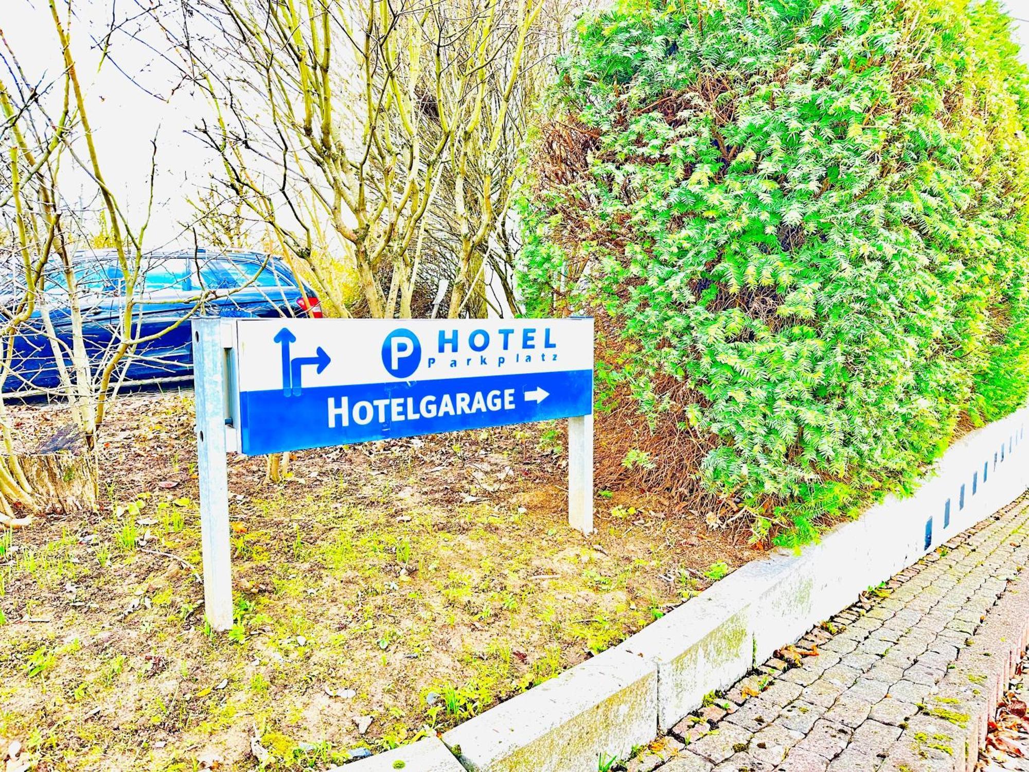 Arthotel Ambassador Wiesbaden - Free Parking Exterior photo