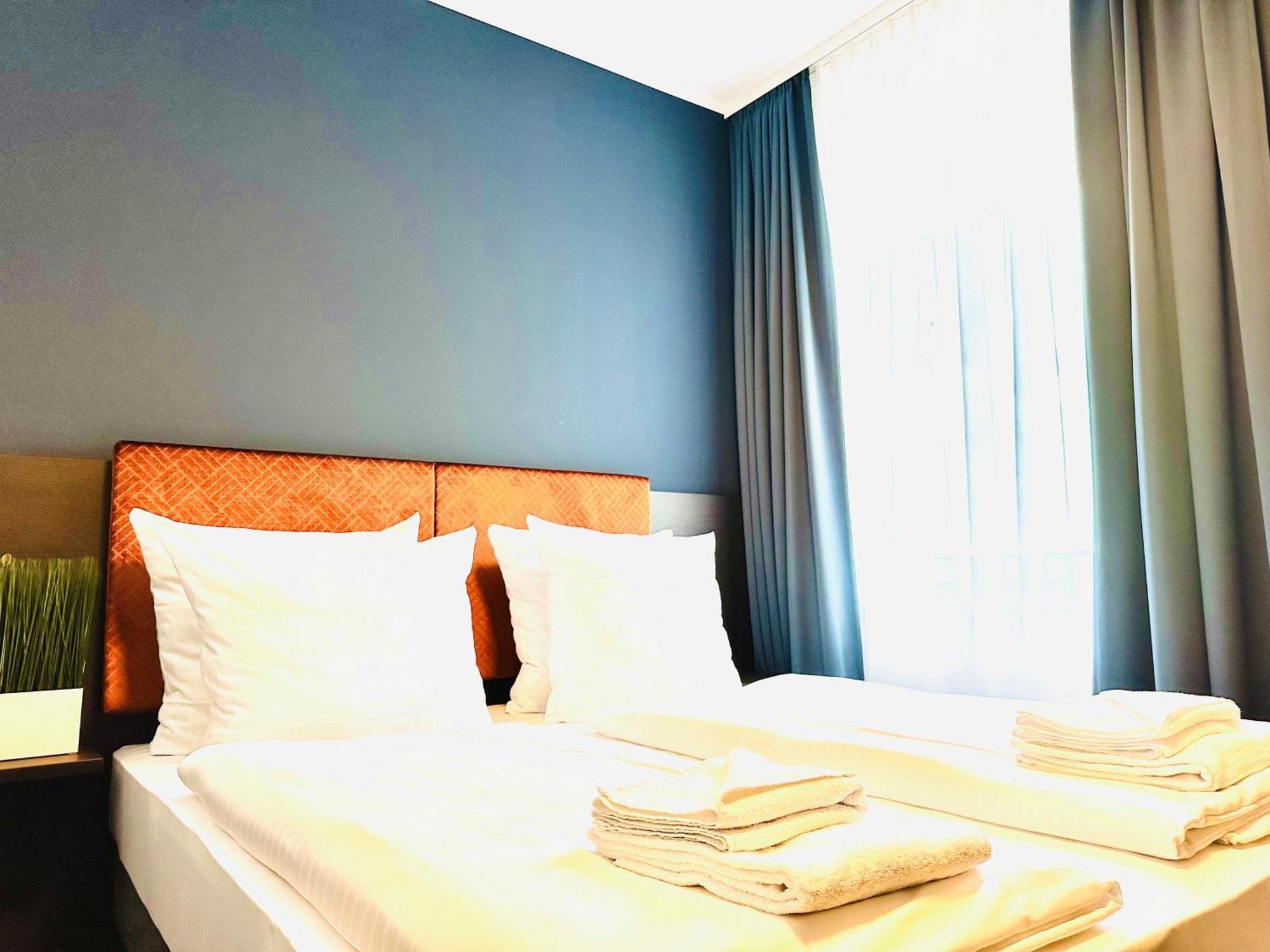 Arthotel Ambassador Wiesbaden - Free Parking Exterior photo