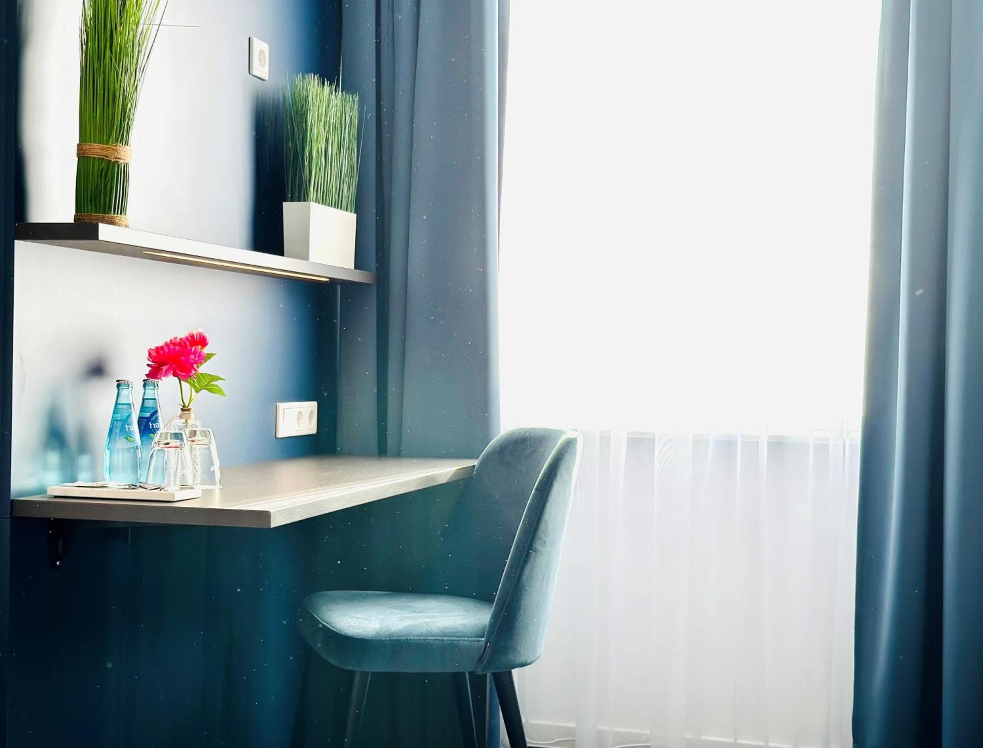 Arthotel Ambassador Wiesbaden - Free Parking Exterior photo